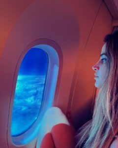 Büşra Pekin Instagram - Duyanlar duymayanlara iletirse.. Vatana geldim 🙏🫶 / I am back to Istanbul! 🥹