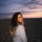 Büşra Pekin Instagram - Saçlarım ne ara bu kadar uzadı?🫶