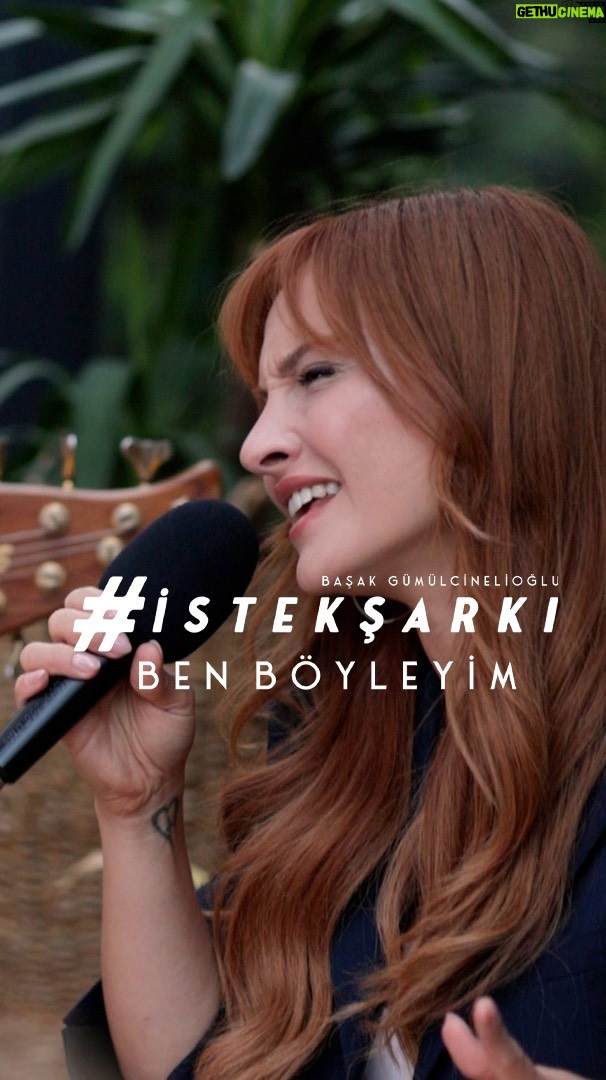 Başak Gümülcinelioğlu Instagram - Bu hafta #İstekŞarkı : BEN BÖYLEYİM! 🔥🔥🔥 Her hafta yayınladığımız şarkıların en sevilen kısmını çarşamba günleri daha da sevilsin diye paylaşıyoruz 😊 Önümüzdeki haftanın #istekşarkı larını bu postun altına alalım 🥂 #istekşarkı #başakgümülcinelioğlu #athena #benböyleyim #myway