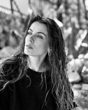 Başak Parlak Instagram - In black and white, there are more colours 🖤