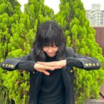 Bae Doona Instagram - 즐거운 추석 보내고 계신가요…? 비록 전 출장왔지만 여러분은 맛있는거 많이 드시고 제꺼까지 송편도 드시고 제몫까지 윷놀이고 하시고 풍성한 한가위 되세요..! Photo by 민지 #Repost @goodmanstory_official with @use.repost ・・・ [#굿맨스토리] 𝑯𝑨𝑷𝑷𝒀 𝑪𝑯𝑼𝑺𝑬𝑶𝑲-🌕 추석을 맞아 굿맨스토리 가족들이 전해온 깜짝 선물 🎁❤ 굿맨이들의 따뜻한 마음과 힘을 받아 💪 남은 추석 연휴도, 2023년의 하루하루도 더욱 행복하고 건강하게 보내시길 바라요 ✨ 굿맨이가 준비한 선물(feat. 셀카 원본)은 📸 바로 내일! 굿맨스토리 네이버 포스트를 통해 공개되니 많은 관심 부탁드려요 🌝💝 #굿맨스토리 #배두나 #김도현 #공현지 #추석 #선물 #GOODMANSTORY #BAEDOONA #KIMDOHYUN #KONGHYUNJI #CHUSEOK #PRESENT