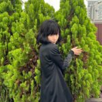 Bae Doona Instagram - 즐거운 추석 보내고 계신가요…? 비록 전 출장왔지만 여러분은 맛있는거 많이 드시고 제꺼까지 송편도 드시고 제몫까지 윷놀이고 하시고 풍성한 한가위 되세요..! Photo by 민지 #Repost @goodmanstory_official with @use.repost ・・・ [#굿맨스토리] 𝑯𝑨𝑷𝑷𝒀 𝑪𝑯𝑼𝑺𝑬𝑶𝑲-🌕 추석을 맞아 굿맨스토리 가족들이 전해온 깜짝 선물 🎁❤ 굿맨이들의 따뜻한 마음과 힘을 받아 💪 남은 추석 연휴도, 2023년의 하루하루도 더욱 행복하고 건강하게 보내시길 바라요 ✨ 굿맨이가 준비한 선물(feat. 셀카 원본)은 📸 바로 내일! 굿맨스토리 네이버 포스트를 통해 공개되니 많은 관심 부탁드려요 🌝💝 #굿맨스토리 #배두나 #김도현 #공현지 #추석 #선물 #GOODMANSTORY #BAEDOONA #KIMDOHYUN #KONGHYUNJI #CHUSEOK #PRESENT