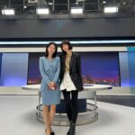 Bae Doona Instagram - #JTBC뉴스룸 녹화완료👊🏼 강지영아나운서님과. 내일 2월4일 방송. #다음소희 #NextSohee #JTBCnewsroom