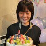 Bae Doona Instagram - Thank you guys for the birthday wishes! I felt blessed..♥️ 생일 축하해주신 여러 분들께 감사합니다. 덕분에 사랑하는 친구들 지인들 가족들에게 불시의 서프라이즈파티도 선물받고 따뜻하고 행복한 생일주간을 보냈답니당..