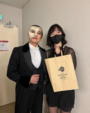 Bae Doona Instagram - 승우조
볼때마다 놀라운 승우조..!

#조승우 #오페라의유령 🫶🏻👍🏼