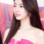 Bae Suzy Instagram - 백상 60주년 축하해요🤍