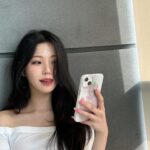 Baek Ji-heon Instagram - ☘️🍀