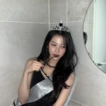 Baek Ji-heon Instagram - 사실내생일은아직끝나지않았었다고한다