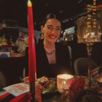 Bahar Şahin Instagram - Bırakın karanlık geceleri güzel kadınlar aydınlatsın ✨♥️
