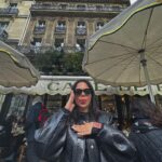 Bahar Şahin Instagram - Parisin kedileriyle hasbihâl bir başka oluyor 🪽