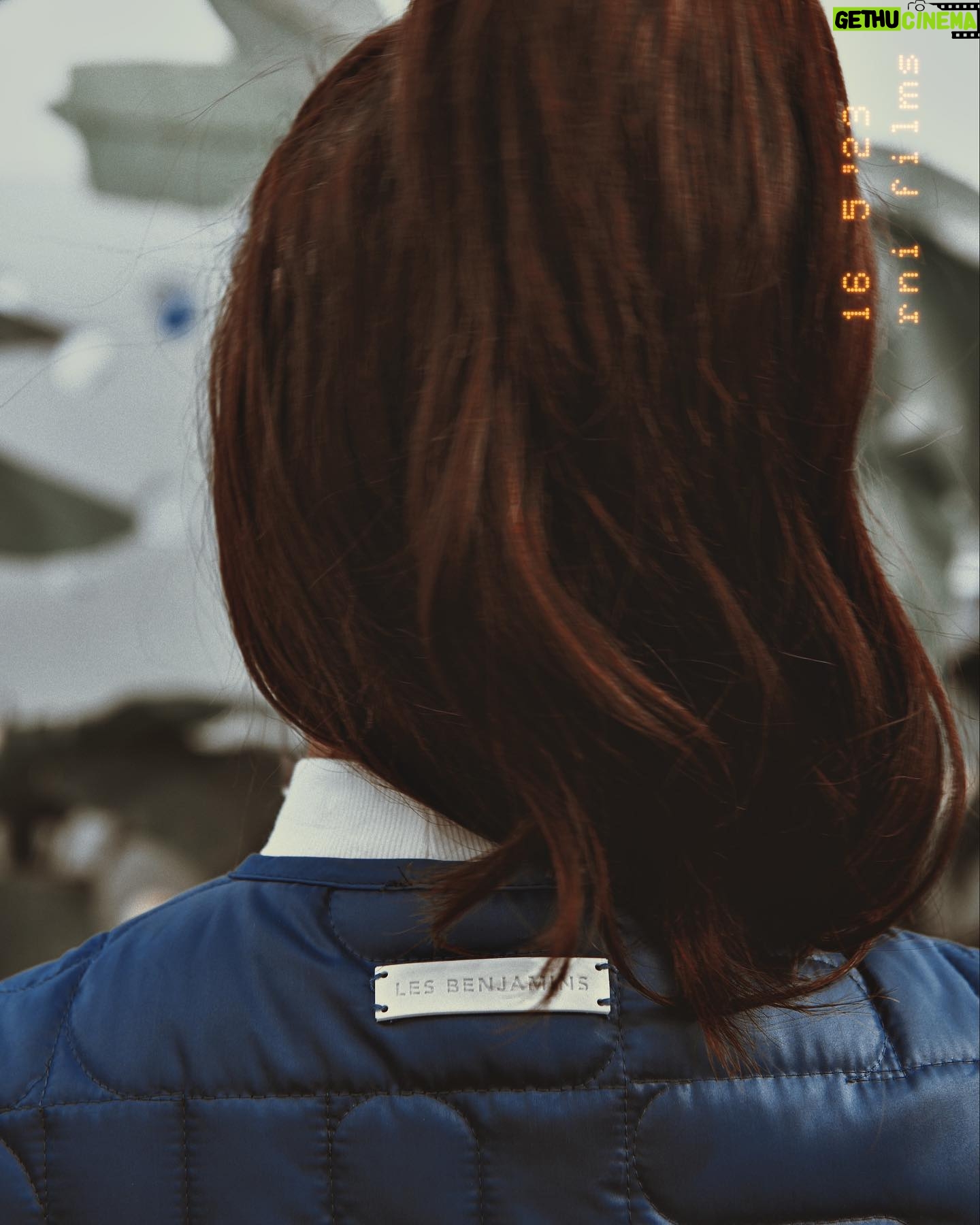 Bahar Şahin Instagram - Asi kızlar @lesbenjamins giyer 🔫 💙 #isbirliği