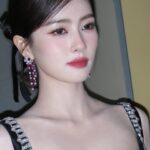 Bai Lu Instagram - 🩶