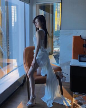 Bai Lu Instagram - 🫶🏻