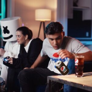 Bailey May Instagram - Hey Guys it’s official @marshmellomusic is headlining the #UCLFinal Opening Ceremony presented by @pepsiglobal. May 29,  20:50 CET. 
Watch this to spot me gaming alongside one of the best. #PepsiShow🔥 @championsleague #ForTheLoveOfIt