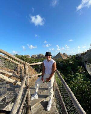 Bailey May Instagram - @azulik 🏝