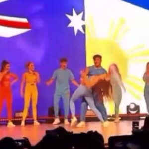 Bailey May Instagram - Did you guys have fun?  #waveyourflagtour