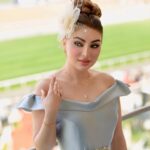 Ban Adnan Instagram - Dubai World Cup كأس دبي العالمي Thank you for the lovely invitation @longines @savoirarabia @pierette.yammine @racingdubai 📷: @ali.alkurdi.photography hairstyle: @joey_hassoun Dresse: @aliasaad.official