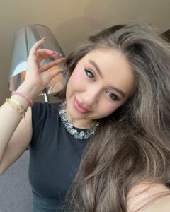 Bana Shirwan Instagram - my smile is slowly coming back 🤭