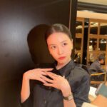 Bang Min-ah Instagram – 내일 화사한그녀 개봉합니다🌹
@umaizing 언니랑 OST를 함께 하다니
믿을수없다🪐
