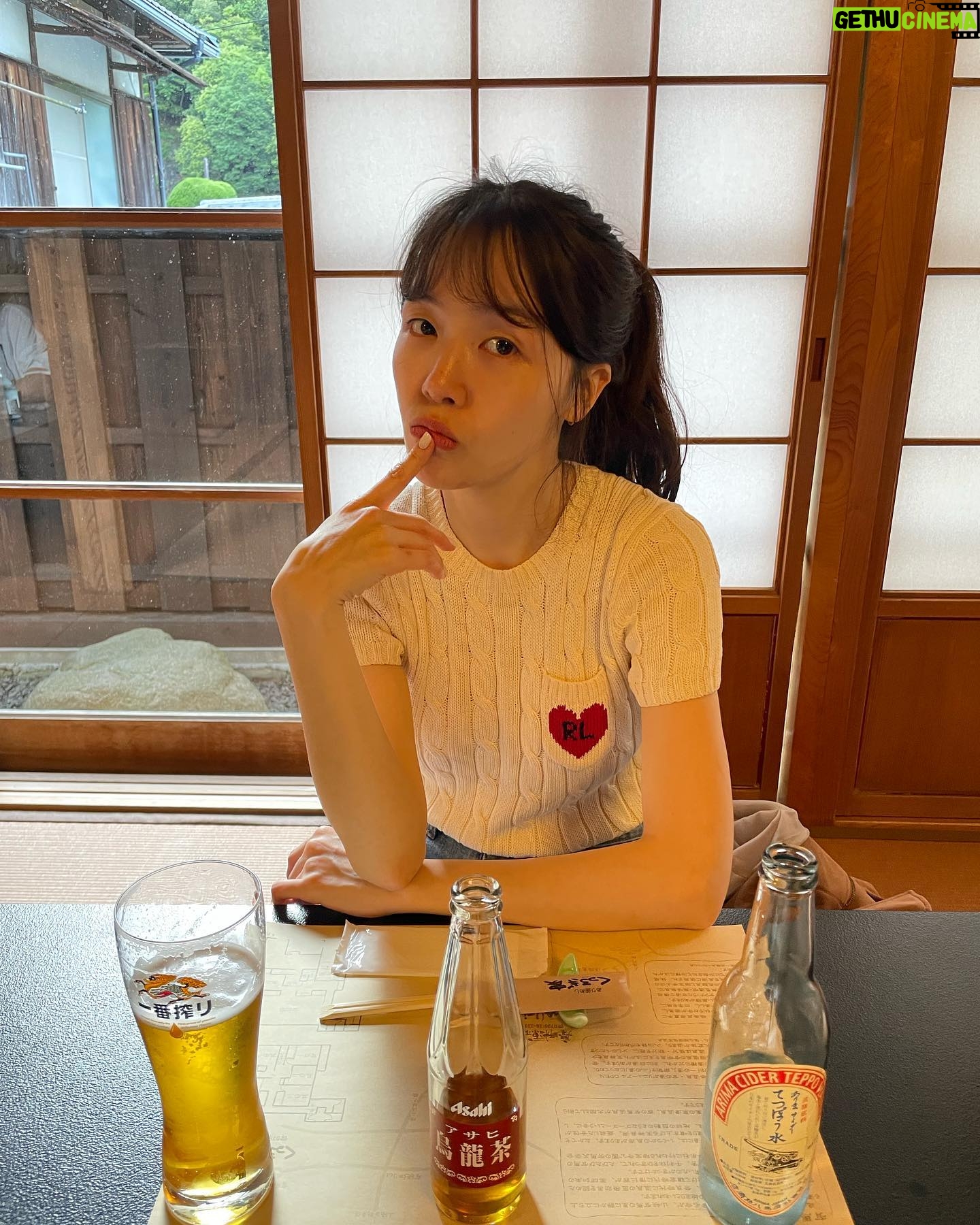 Bang Min-ah Instagram - 고베규 너무 맛있어서 신나버렸지 뭐야....🥩🍺
