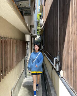 Bang Min-ah Instagram - ⠀
교통수단이란
교통수단은
다 마스터함🥴