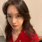 Bang Min-ah Instagram - 🌹웃자구요 다들