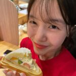 Bang Min-ah Instagram - 일본편의점은 케이크도 맛있어🎂