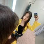 Bang Min-ah Instagram - 추워도 노랭이⭐️ 오늘도 영화보러와주신 모든 분들 감사합니다 좋은밤 보내세요💋✨🪐