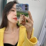Bang Min-ah Instagram - 추워도 노랭이⭐️ 오늘도 영화보러와주신 모든 분들 감사합니다 좋은밤 보내세요💋✨🪐