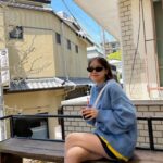 Bang Min-ah Instagram – ⠀
미녀가
아리마 온천 앞을 지나가면
온천수가 뿜어져 나온다던데?
🌊🌊🌊🌊🌊🌊🌊🌊?
⠀
거리마다 있는 얼굴은 누구지…?