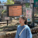 Bang Min-ah Instagram – ⠀
미녀가
아리마 온천 앞을 지나가면
온천수가 뿜어져 나온다던데?
🌊🌊🌊🌊🌊🌊🌊🌊?
⠀
거리마다 있는 얼굴은 누구지…?