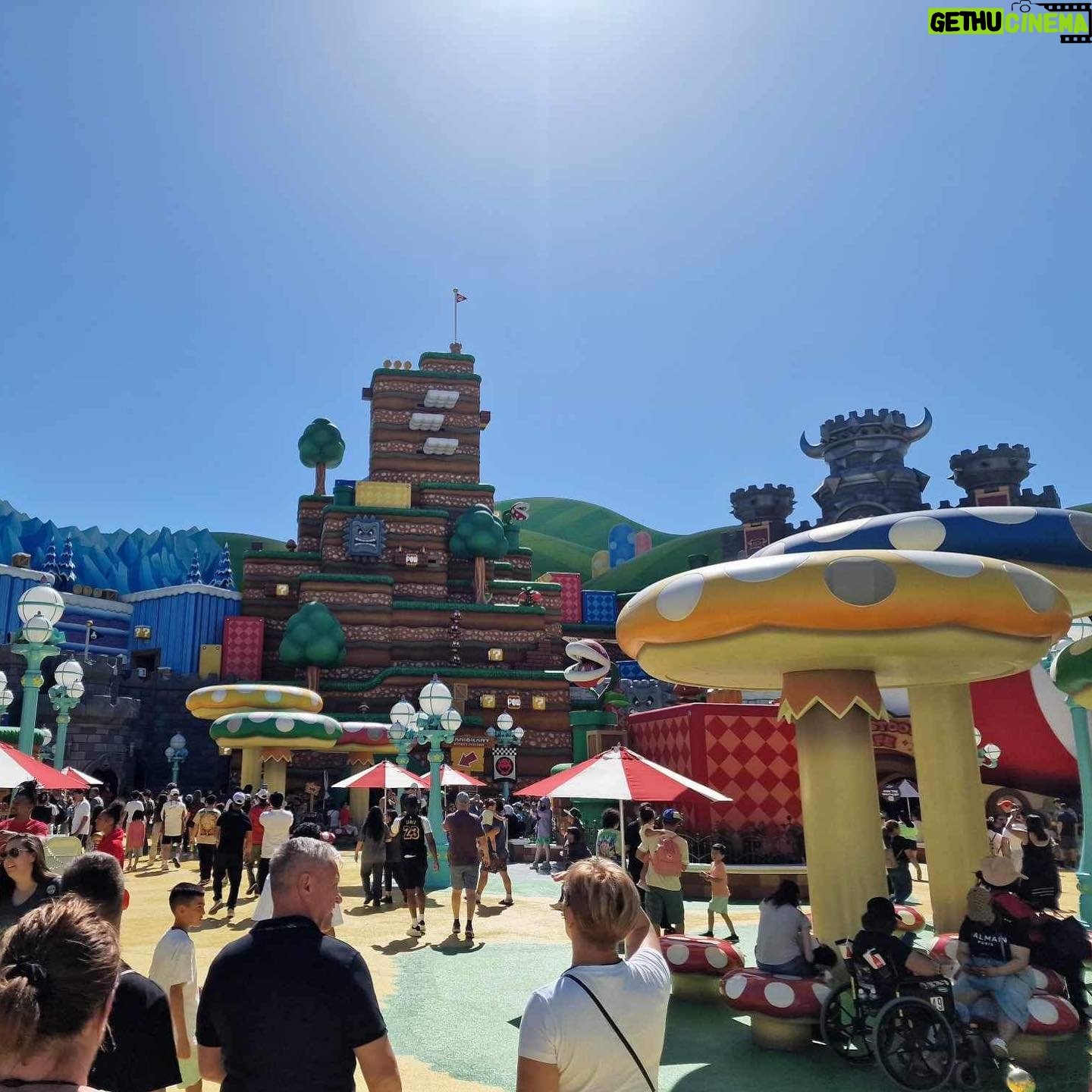 Barbara Palvin Instagram - ALWAYS THE BEST TIME AT @unistudios 🥹🥹 honestly if I could I would go every day 🦦