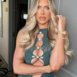 Barbie Blank Instagram - It’s giving Kelly Kelly 2.0 😉