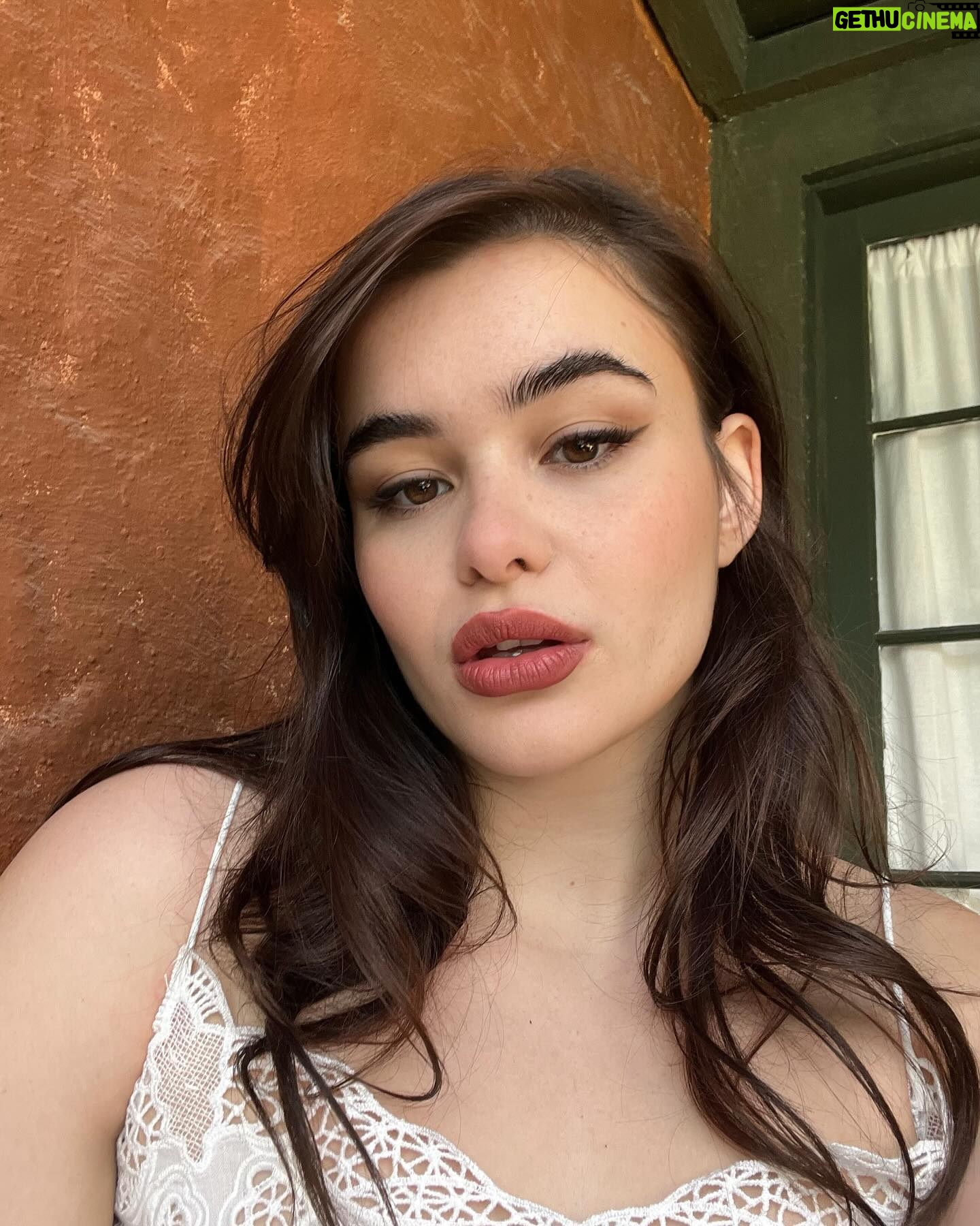 Barbie Ferreira Instagram - thank u @korakia & @hm for the dreamy weekend 🦋