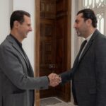 Bassem Yakhour Instagram - تشرفت ومجموعة من الزملاء من نجوم الدرما السورية بلقاء السيد الرئيس بشار الأسد في دمشق وكان الحوار البناء النابع من القلب إلى القلب بهدف الارتقاء بالدراما السورية بشقيها الفني والإنتاجي وتجاوز الصعاب وما خلفته الحرب والحصار على سورية على صناعة الدراما