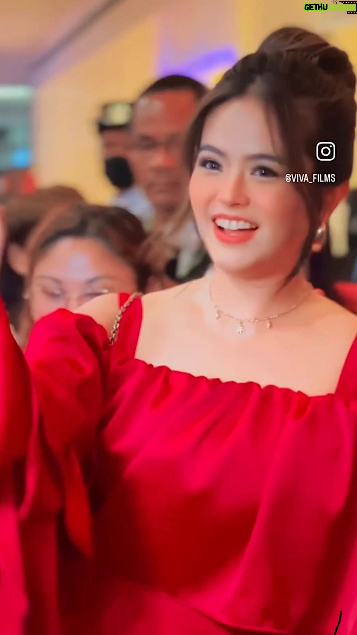 Bea Binene - 3 Likes - 🎬 @viva_films
#SunnyPH still showing! Nakapanood na ba kayo? ☺️