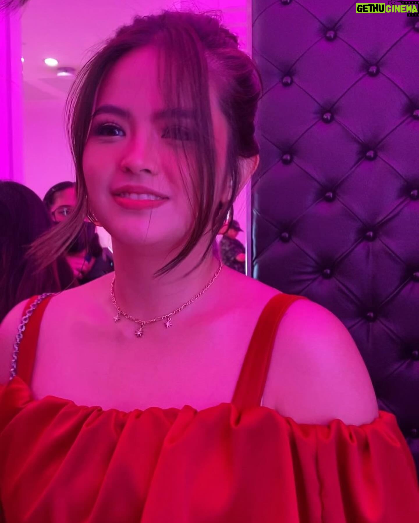 Bea Binene - 3 Likes - April snaps 🫶🏼