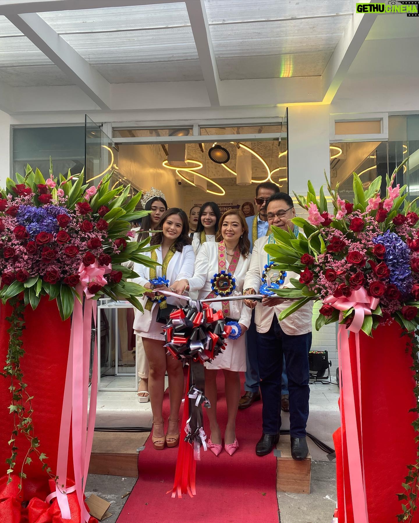 Bea Binene Instagram - Congratulations on your newest branch in the PH, US Nursing Review Center with Dr. MJ! π Visit them at EDSA cor Urdaneta St., Guadalupe Nuevo, Makati or check them out on Facebook! β‘Μ @usnursingreviewcenter