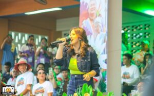 Bea Binene Instagram - Iriga City! Maraming salamat sa mainit na pagtanggap! Happy Tinagba Festival! 🫶🏼🫶🏼🫶🏼