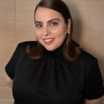 Beanie Feldstein Instagram - my looks looking at me like “woof! that short, round girl can also make clothes look good!!” 👀👀👀