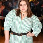 Beanie Feldstein Instagram - my looks looking at me like “woof! that short, round girl can also make clothes look good!!” 👀👀👀
