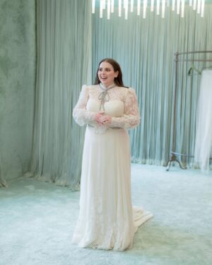 Beanie Feldstein Instagram - i truly cannot explain the way i felt in this dress. the thing that absolutely blows me away about the dress is that is simultaneously incredibly vintage feeling, it almost feels like they took a dress from a hundred years ago and restored it, and also remarkably modern and fresh. it is modest yet sexy. the dress is a beautifully complex piece containing multitudes within it. I still cannot believe it's mine. thank you @gucci 💗

photos as always by the ever brilliant @corbingurkin