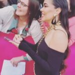 Beatriz Luengo Instagram - Il y a longtemps que je n’ai pas parlé français. Excusez-moi aussi pour mon accent mais le plus important est mon sentiment de gratitude. J’ai toujours dit que la France a été le pays le plus important de ma carrière, aujourd’hui je le répète au nom de Lola et Beatriz : MERCI 🇫🇷