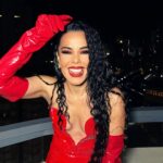 Beatriz Luengo Instagram – Ya estamos en la final del Benidorm Fest💄
Suerte a tod@s! 

Maquillaje / Peluquería: @albertodugarte
Diseñador: @michaelcostello
Fotografía: @bianionny