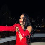 Beatriz Luengo Instagram – Ya estamos en la final del Benidorm Fest💄
Suerte a tod@s! 

Maquillaje / Peluquería: @albertodugarte
Diseñador: @michaelcostello
Fotografía: @bianionny