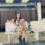 Beauty Khan Instagram - Chin up, princess. Or the crown slips.👑 . . #beautians #arbeu #beautykhan