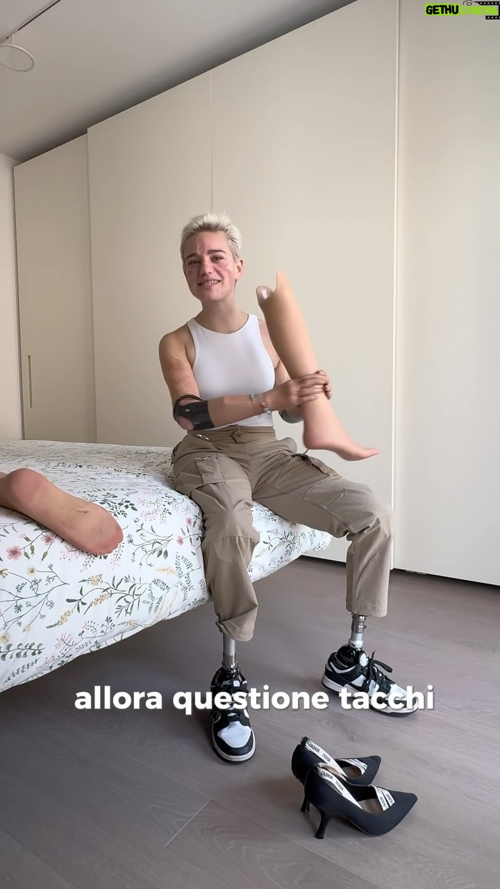 Bebe Vio - 75.3K Likes - Bebe, ma come fai? 🤨
Mettere i tacchi?
Facile… e comodo! 😂