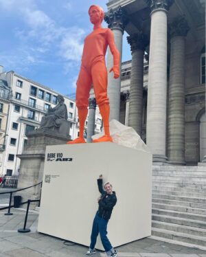 Bebe Vio Instagram - Passeggiando per Parigi ti ritrovi queste 6 gigantesche statue 🤩
Mbappè, Richardson, Lebron…Ma la vera domanda è “Cosa ci faccio io in mezzo a loro?!?” 😳 

Walking through Paris you can find these 6 gigantic statues 🤩
Mbappè, Richardson, Lebron...But the real question is "What am I doing among them?!?" 😳

Nike On Air Event 2024 - Paris, France

#NikeOnAir