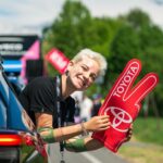 Bebe Vio Instagram – Oggi è iniziato il Giro d’Italia 🚴🏻 🚴🏻‍♀️ 🚴‍♂️ 
Una manifestazione pazzesca, con una marea di gente presente e noi con @toyota_italia abbiamo potuto viverla in diretta tifando proprio in prima fila! 📣🥳
Con tanto di pit stop in corsa… 🍕💨