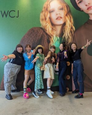Becky Instagram - @wcjapan 
千夏ちゃんのブランドの展示会！
いっぱい買っちゃった！(服)
いっぱい食べちゃった！(ケータリング)

お洋服届くの楽しみー！
たぶんそのうち芸能人みんなミッキーのTシャツ着る時期みたいなのがやってくる気がする🤣
かわいすぎでしょ！

楽しい時間をありがとう🌈

清水はいいかげんにしなさい！！！！！